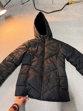 Swiss Tech Black Quilted Puffer Jacket with Hood Size M 7-8